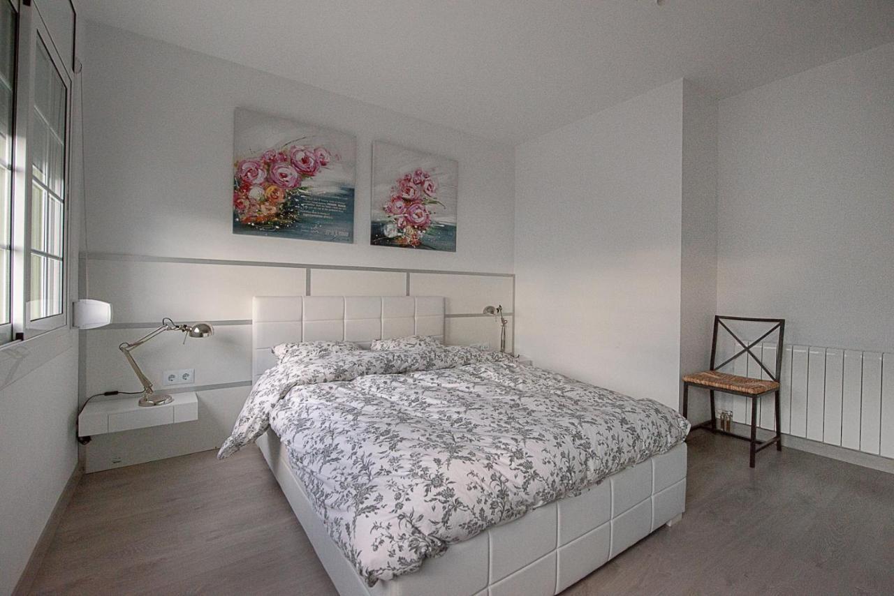 Kamelly Hotel Badalona Bagian luar foto