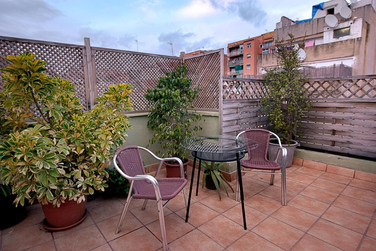 Kamelly Hotel Badalona Bagian luar foto