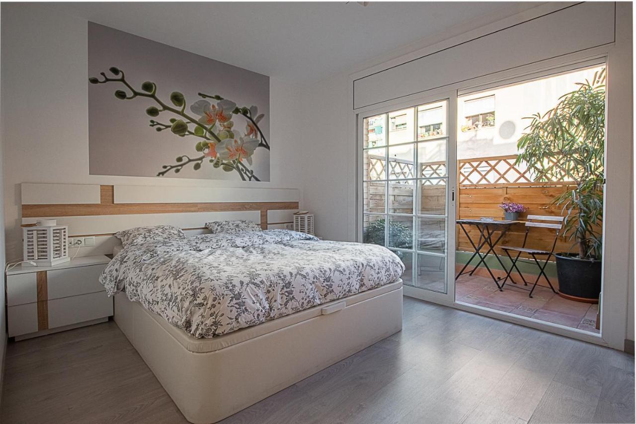 Kamelly Hotel Badalona Bagian luar foto